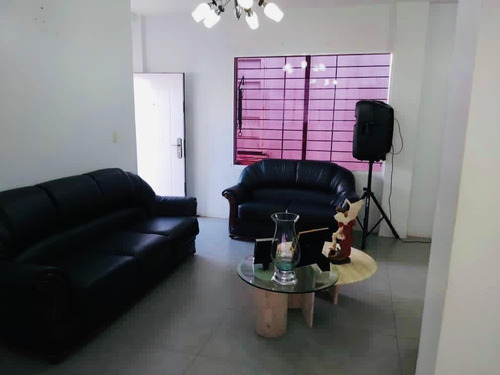 Imagen 4 de 14 de Hermosa Casa Ubicada En Urb Llano Alto Carrizal 400m2