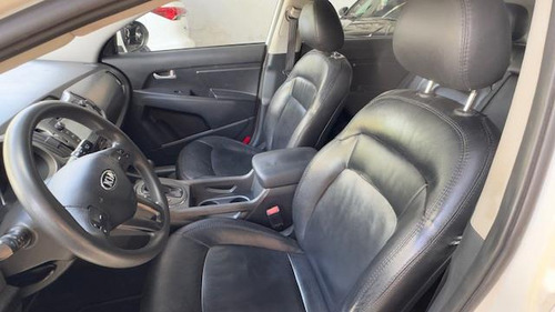 Kia Sportage 2.0 LX 4X2 16V FLEX 4P AUTOMÁTICO