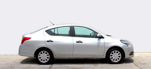 Imagen 5 de 14 de Nissan Versa