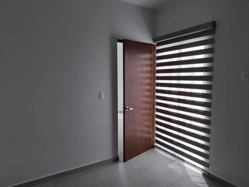 Casa En Venta De Una Planta En Zona Desarrollo San Pablo, 2 Recámaras, 2 Baños