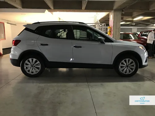 Seat Arona Reference