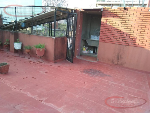 Imagen 20 de 21 de Ph 2 Amb Al Frente Con Patio Con Toldo Rebatible Y Terraza!
