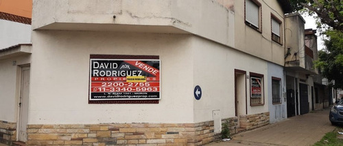 Imagen 2 de 14 de Oportunidad - Casa Ph De 2 Ambientes En Venta - Moron Centro