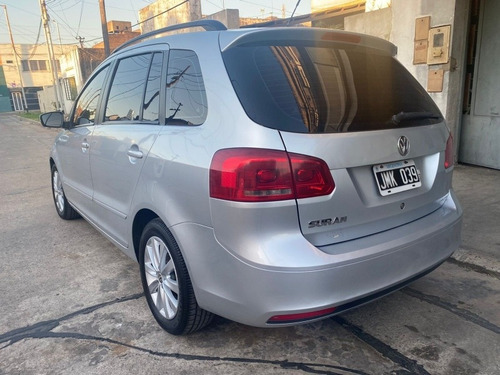 Imagen 6 de 13 de Volkswagen Suran 2010 1.6 Trendline 11b
