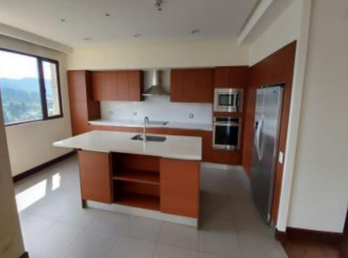 Imagen 2 de 7 de Vendo Apartamento En Torre Norte Edificio Tiffany Zona 14