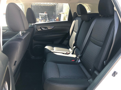 Imagen 8 de 15 de Nissan X-trail Sense 2 Filas 2.5l 2019 Iva Credito Financiam