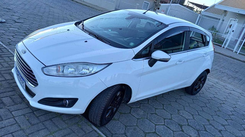 Imagem 1 de 8 de Ford Fiesta 2015 1.6 16v Titanium Flex Powershift 5p