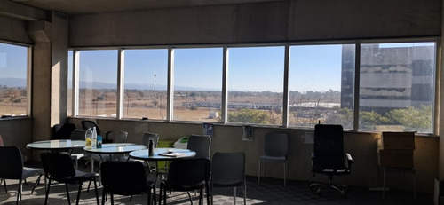 Vendo/alquilo Oficina En Parque Empresarial Aeropuerto