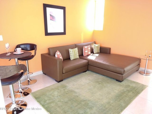 Imagen 13 de 14 de Casa Con Roof Garden Y Jardín, Zákia - Renta