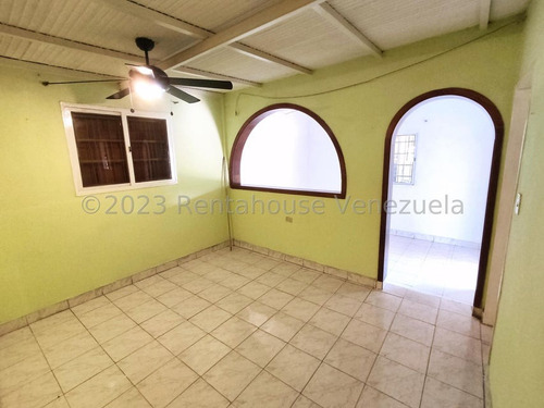Imagen 15 de 24 de Casa En Alquiler En Parroquia Catedral Barquisimeto Lara / Código Flex 23-20748 / Asesor María Gabriela Algarra 0414-5156084