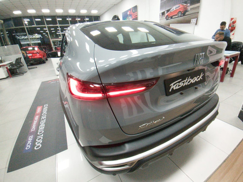 Fiat FASTBACK 1.3 T270 At6
