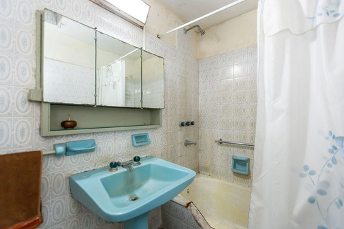 Venta Casa En Merlo Con Local- Permuta