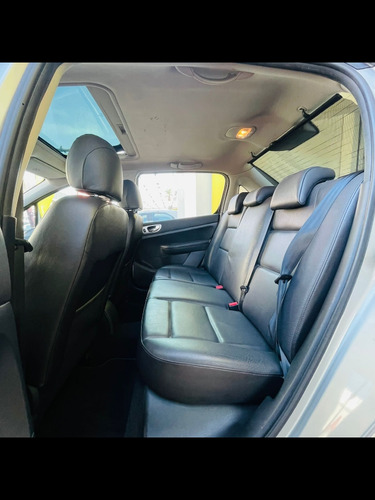 Peugeot 307 Sedan 2.0 Feline Flex Aut. 4p