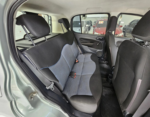Fiat Uno 1.0 EVO ATTRACTIVE 8V FLEX 4P MANUAL