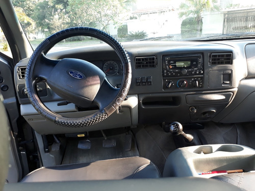 F-250 Tropivan 4x2 4 Portas