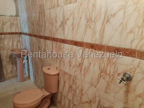 Casa Super Potencial Para Hacer Tu Mejor Inversión A 200m De La Playa 25-14684