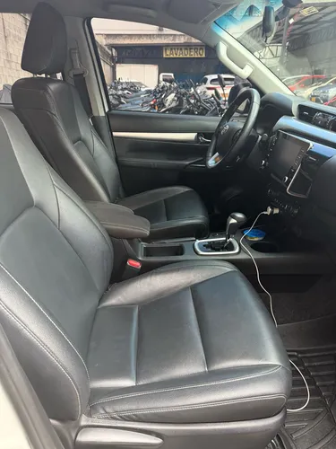 Toyota Hilux 2.4l