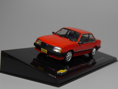 Chevrolet Monza I Sedan 1985 Ixo Escala 1:43