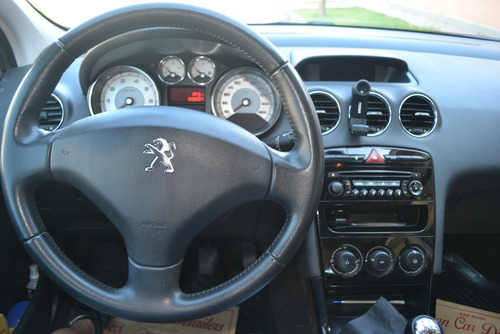Peugeot 408 Active 1.6 2015