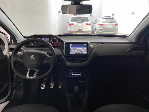 Peugeot 208 1.6 Feline 2017