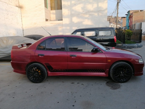 Mitsubishi Lancer Glxi