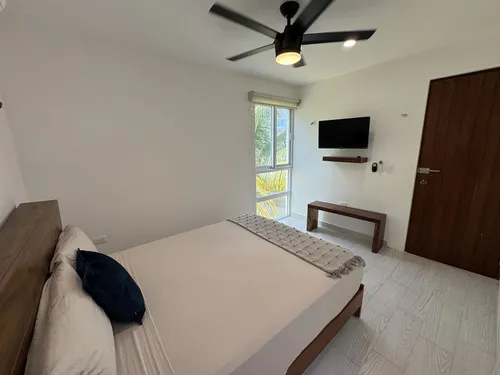 Casa En Venta De Dos Planta A 3 Cuadras Del Mar De Telchac Puerto.