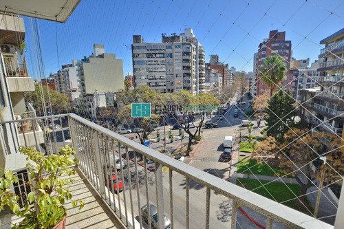 Imagen 3 de 16 de Pocitos, 3 Dormitorios + 2 Baños + Escritorio O Estar Diario + Servicio Completo + Garage