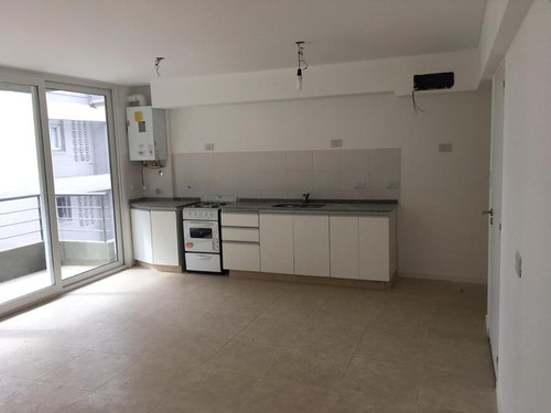Peron 1500 Depto. 2 Amb Con Balcon 50.21mts Apto Profesional, Coch. Optativa