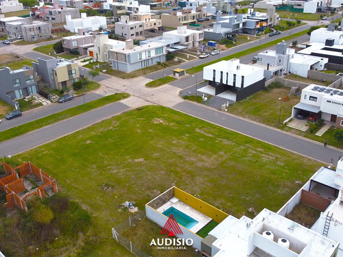 Terreno En Docta Boulevard