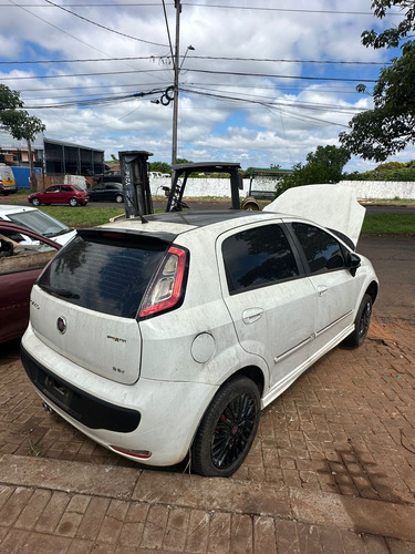 Sucata Fiat Punto 1.8 16v Etorq 2016 Para Retirada De Peças (Usado)