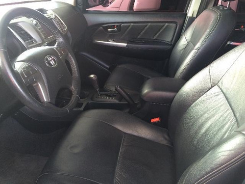 Hilux Cd Srv D4-d 4x4 3.0 Tdi Diesel Aut