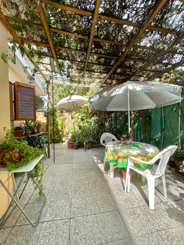 Oportunidad! En Amplio Terreno 370 M2, Manquehue N. - Video!