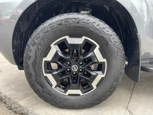 Nissan Frontier Platinium