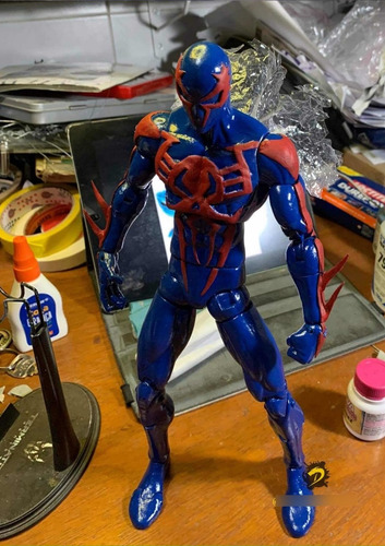 Homem Aranha 2099 Spider Man Marvel Icons 30c Custom Leia (Recondicionado)