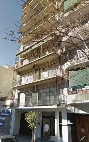 Departamento En Venta Ubicado En Balvanera, Capital Federal, Buenos Aires