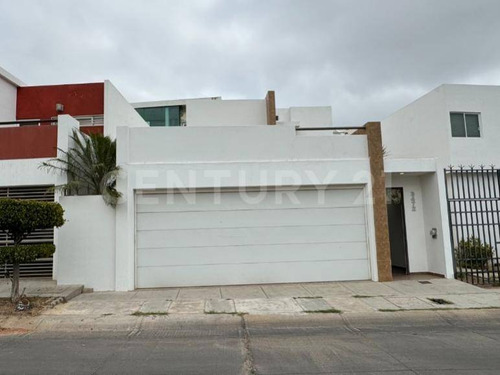 Casa Amueblada En Renta En Interlomas, Culiacán Sinaloa