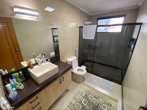 Imagem 9 de 11 de Casa Para Venda Em Teresópolis, Granja Guarani, 3 Dormitórios, 1 Suíte, 2 Banheiros, 2 Vagas - Cs15_2-1349543