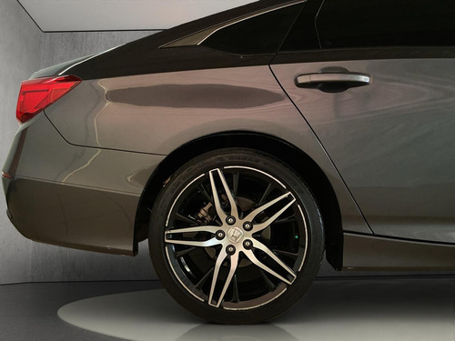 Honda Accord 2.0 Touring At