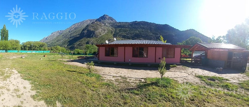 Casa De Cinco Ambientes En Terreno De 2500 M2 (so-32)