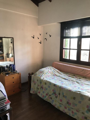 Imagen 10 de 13 de Excelente Casa Chalet - Ituzaingó Norte - 5 Ambientes - Venta - Permuta Menor Valor