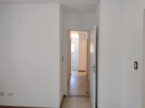 Imagen 16 de 30 de Excelente Casa A La Venta De 4 Ambientes. Barrio Los Sauces. Pilar
