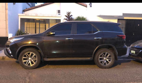 Toyota Sw4 2.8 Srx 177cv 4x4 7as At 2016