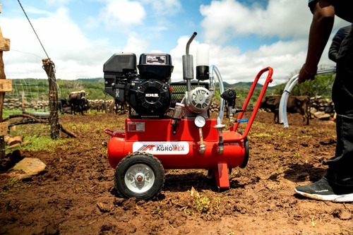 Imagen 6 de 9 de Máquina Ordeñadora Para Una Vaca Motor A Gasolina Agromex