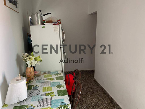 Imagen 7 de 18 de 72 E/ 29 Y 30 - Ph En Venta 1 Dormitorio Y Patio