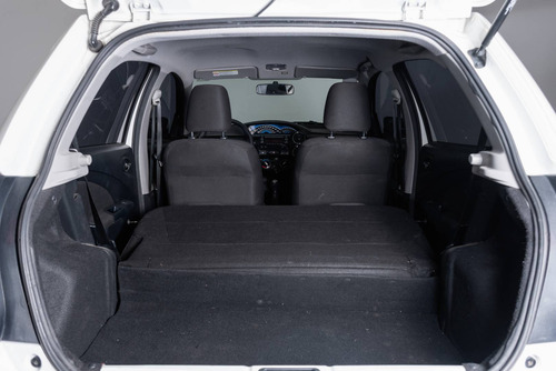 Imagen 16 de 18 de Toyota 2015 Etios 1.5 5 Ptas Xs