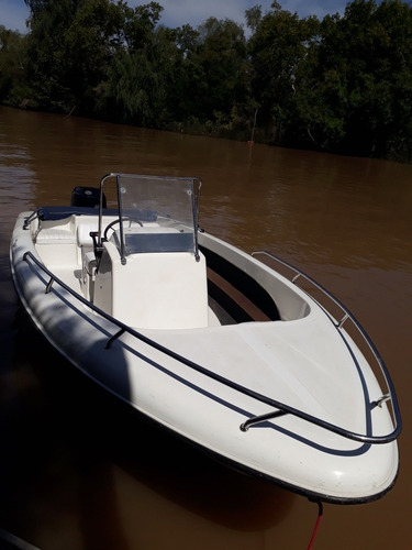 Lancha Gg 5.40