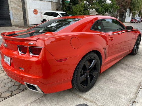Chevrolet Camaro SS V8 STD