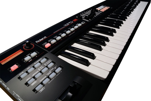 Sintetizador Expandible Con Función Sample Roland Xps-10