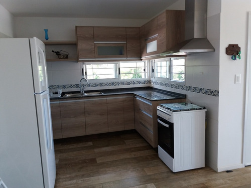 Imagen 4 de 14 de Nueva Vivienda 2 Dormitorios A 80m De La Playa C/parrillero.