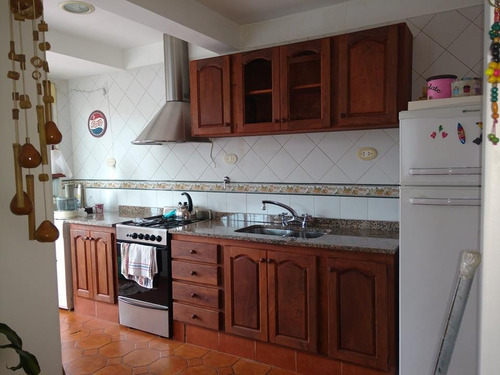 Mueble De Cocina A Medida Algarrobo Bajo Mesada Alacena